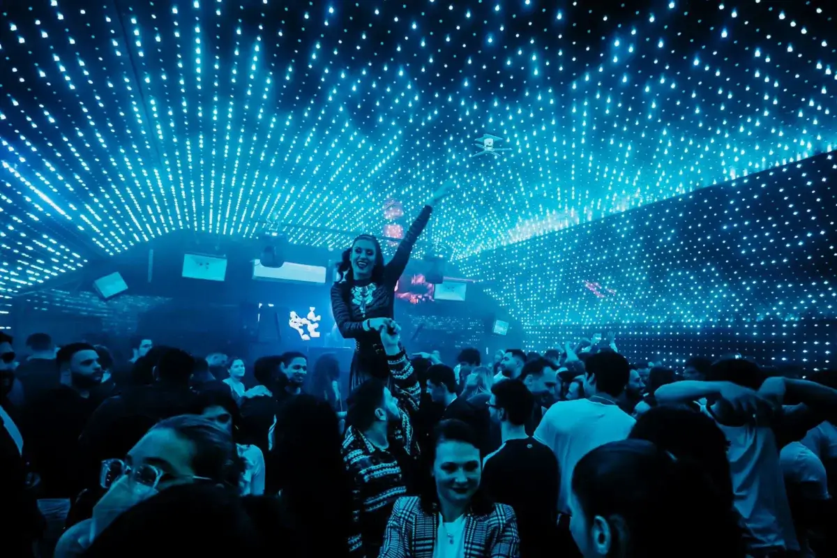 nightclub, blue lights