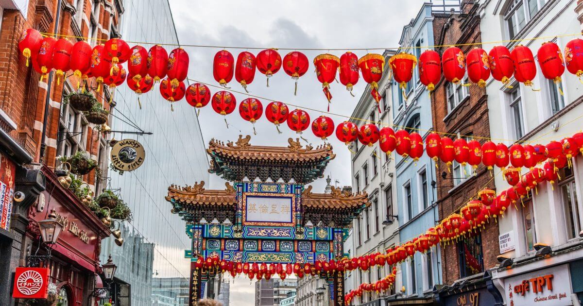 Chinese lanterns, street