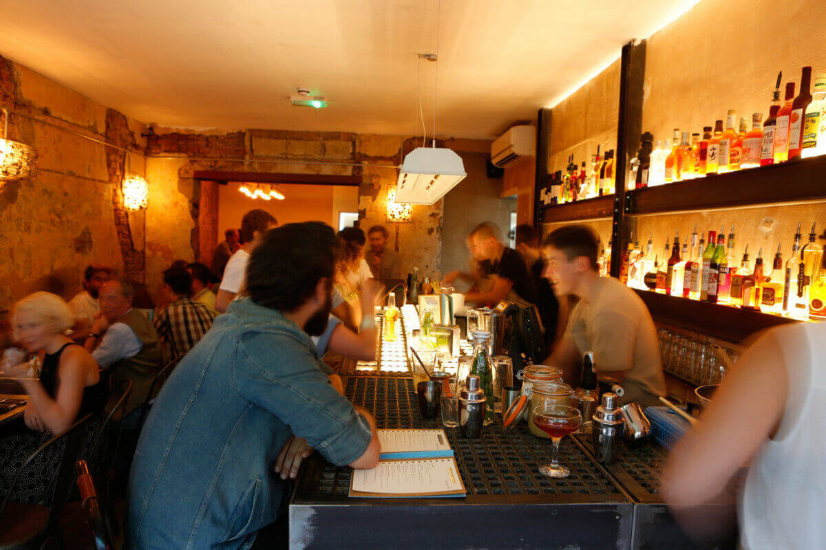 group, bar