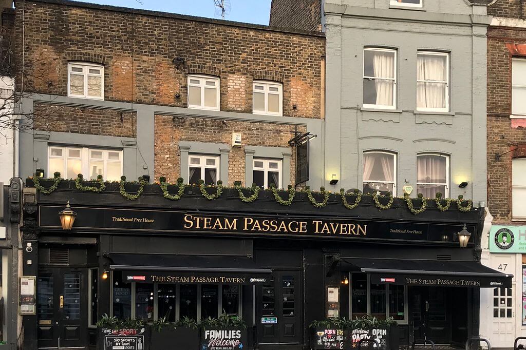 Steam passage tavern, london.