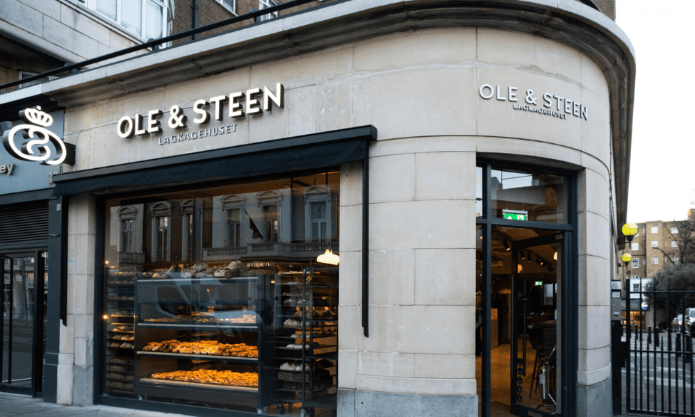A bakery with a sign that says clesteen.